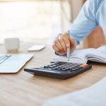 Contabil calcul taxe- activ net, bani împrumutați către firmă